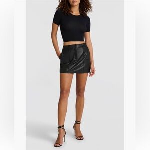 COMMANDO Ballet Body Cropped Crewneck Tee | Black | Size OS